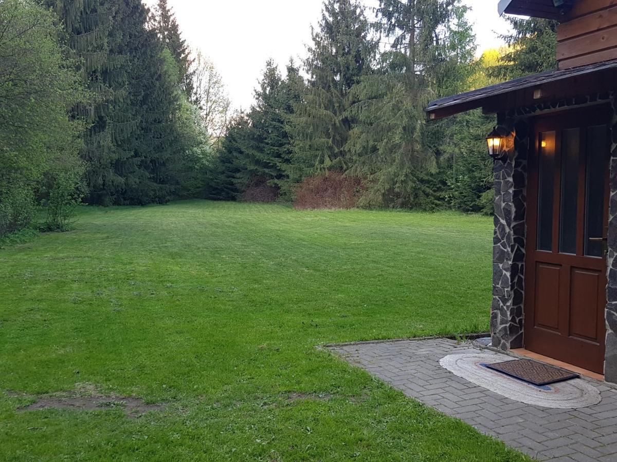 Chata Pod Skalou Valaska Bagian luar foto