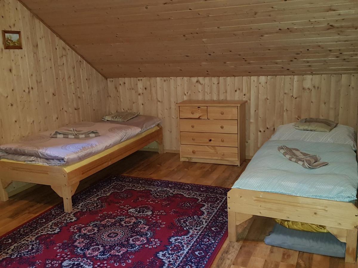 Chata Pod Skalou Valaska Bagian luar foto